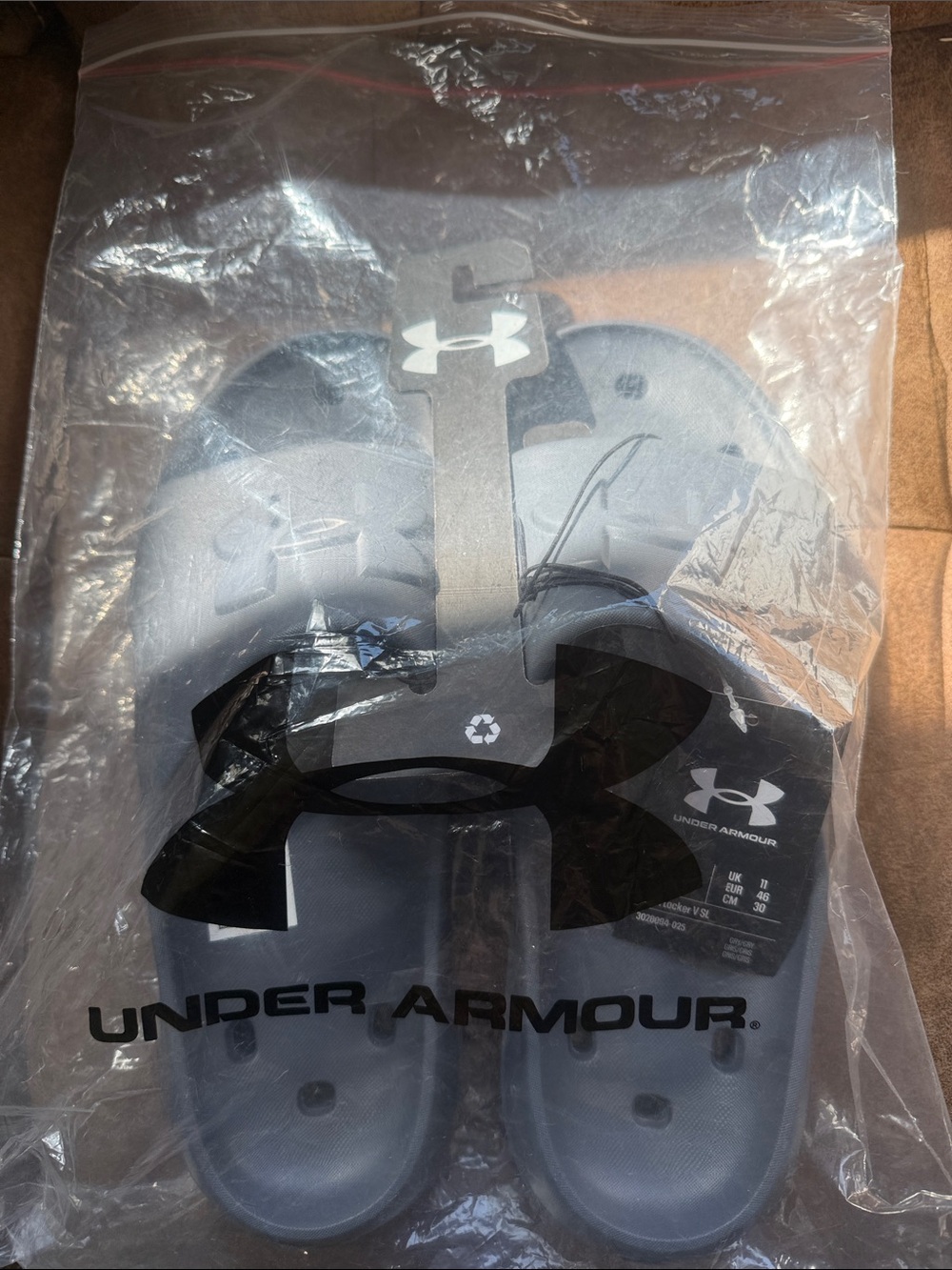 Men’s NWT Under Armour Slate Gray Contoured Slide Sandals 12 - Picture 4 of 4